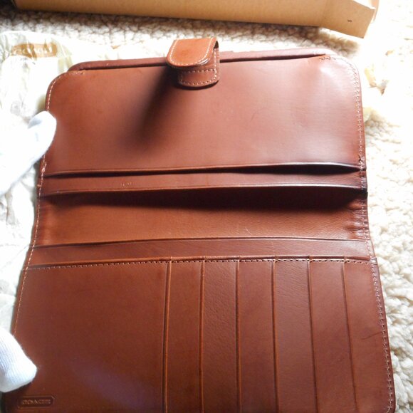 Vintage Coach Large Continental Clutch wallet, NIB in British Tan, 4827 - Picture 13 of 14